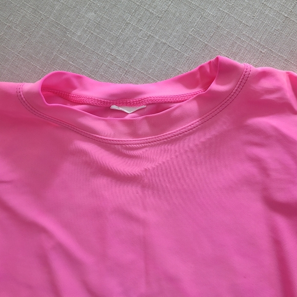 Snapper Rock Pink Rashguard - Picture 3 of 5
